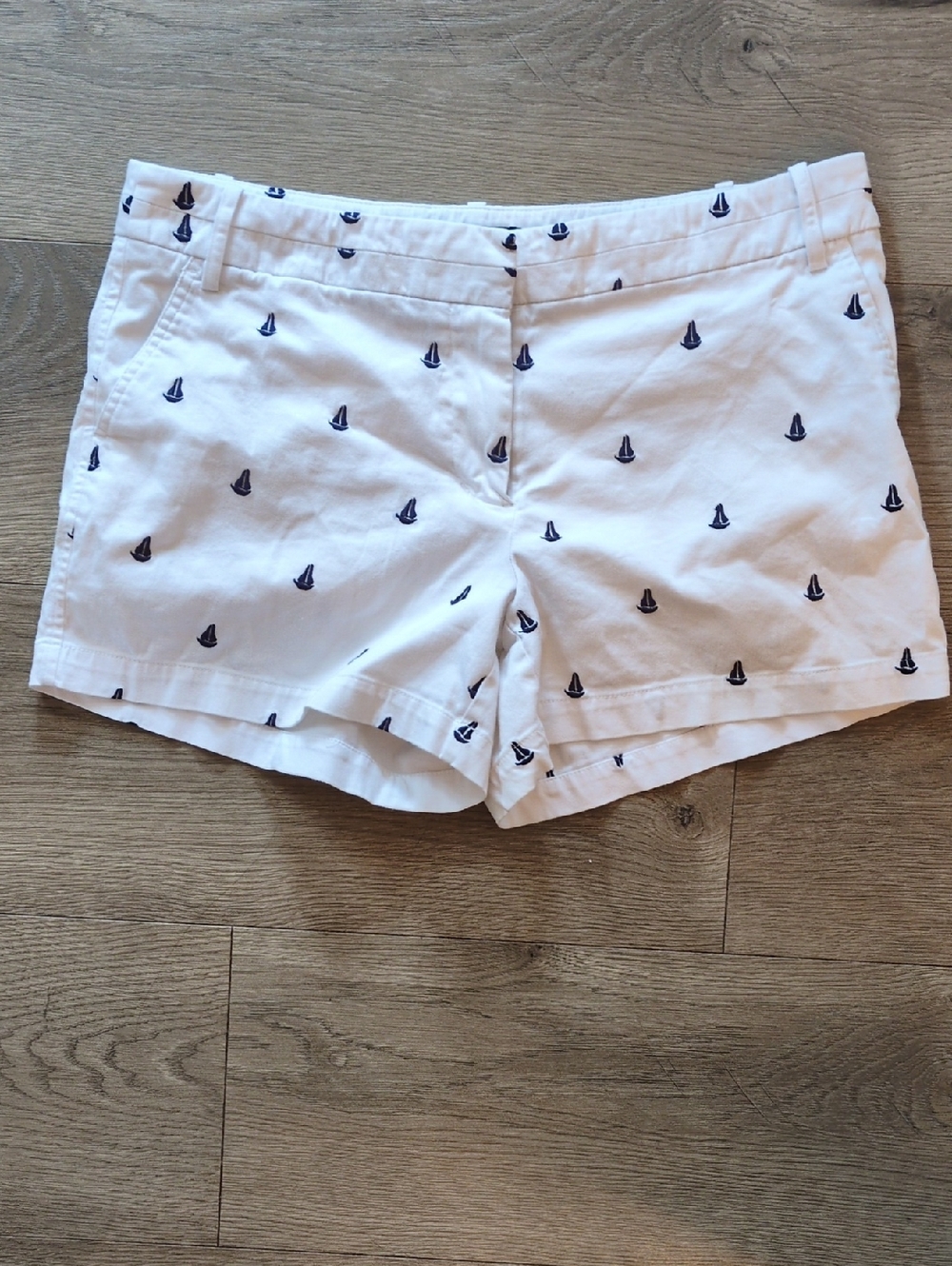 British Khaki White Shorts with Navy Sailboat Embroidery